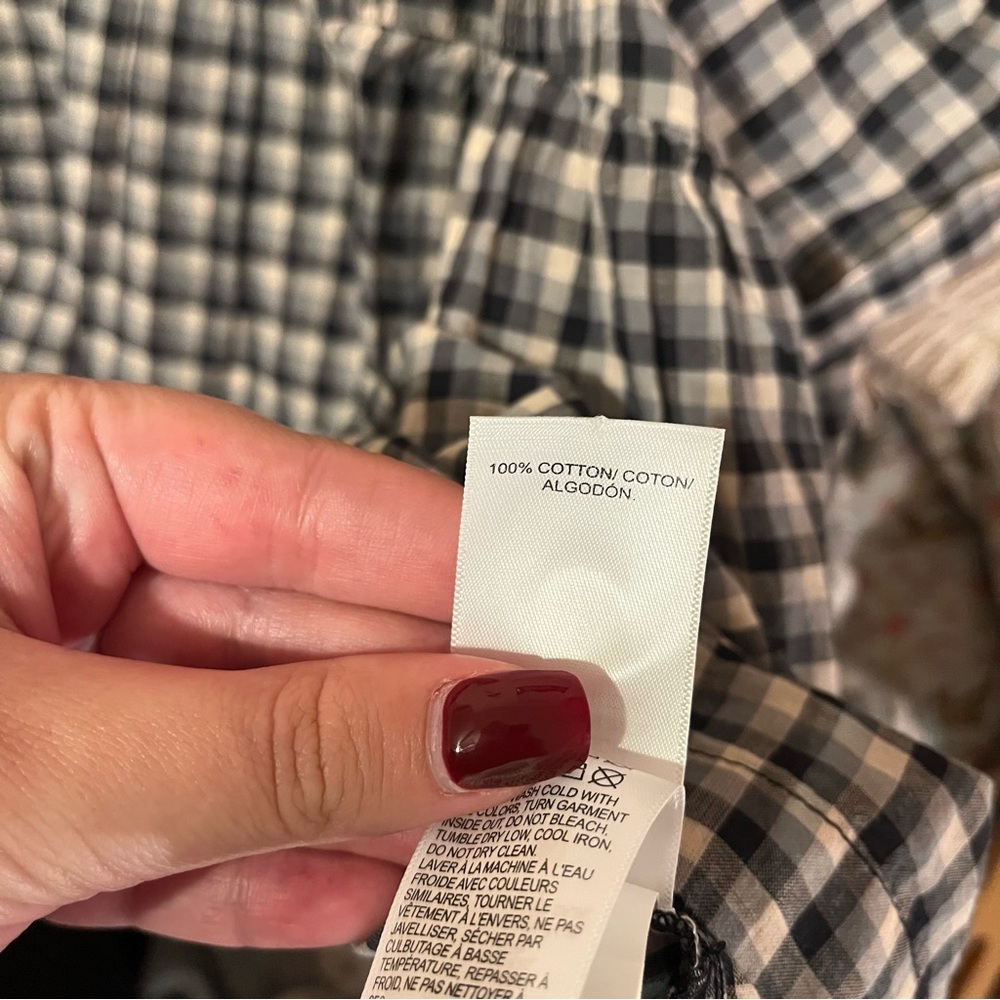 NWT Plaid Henley Top - Picture 7 of 8